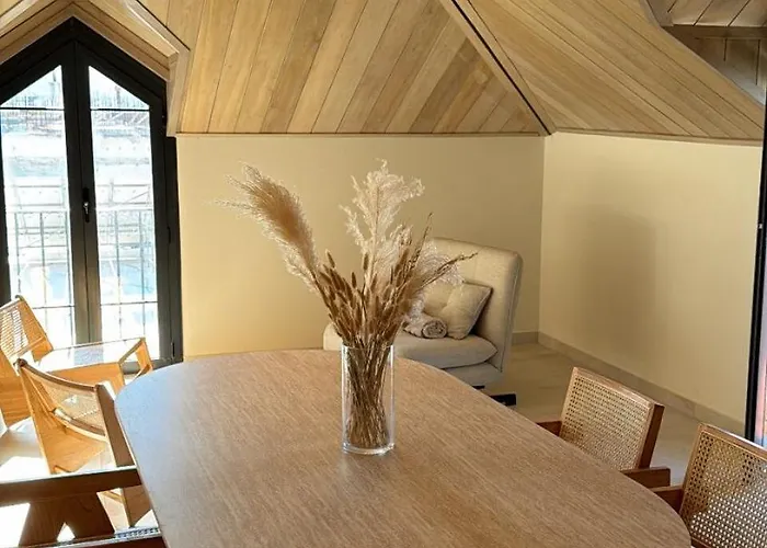 Eyz Terra Loft, By Eyz Holiday Homes