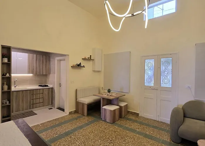 El Rosa The Cozy Beach Guesthouse In Batroun